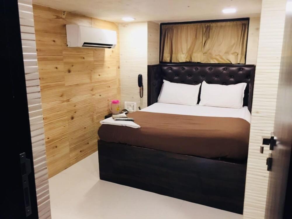 Hotel Qamar 孟买 外观 照片