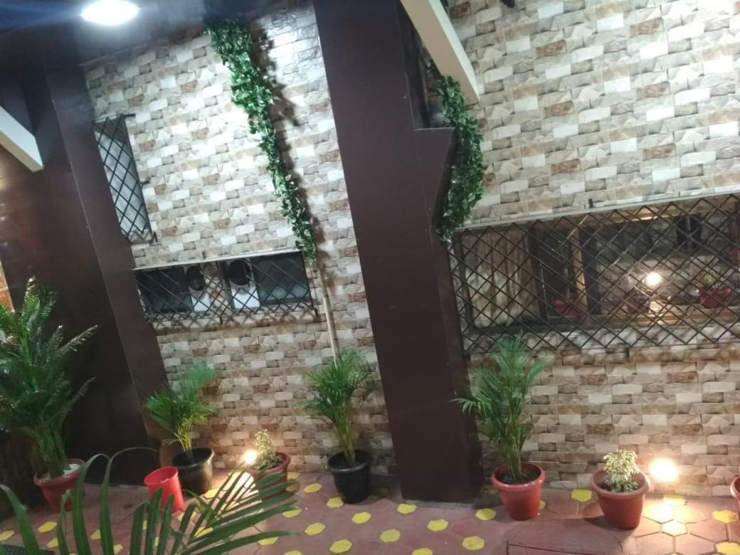 Hotel Qamar 孟买 外观 照片