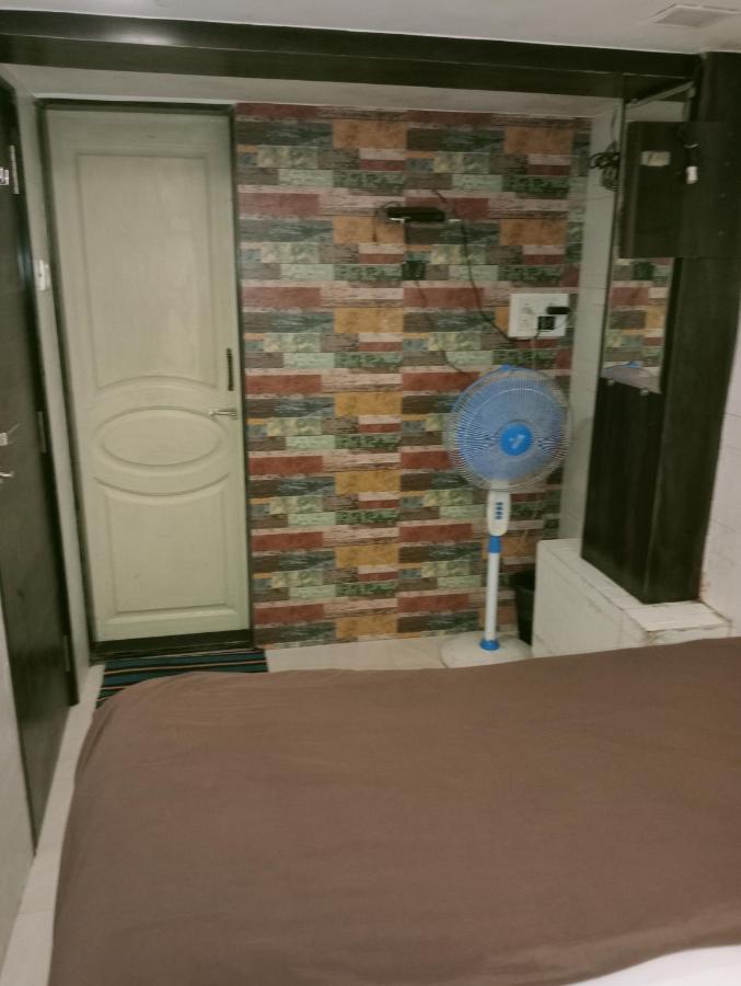 Hotel Qamar 孟买 外观 照片