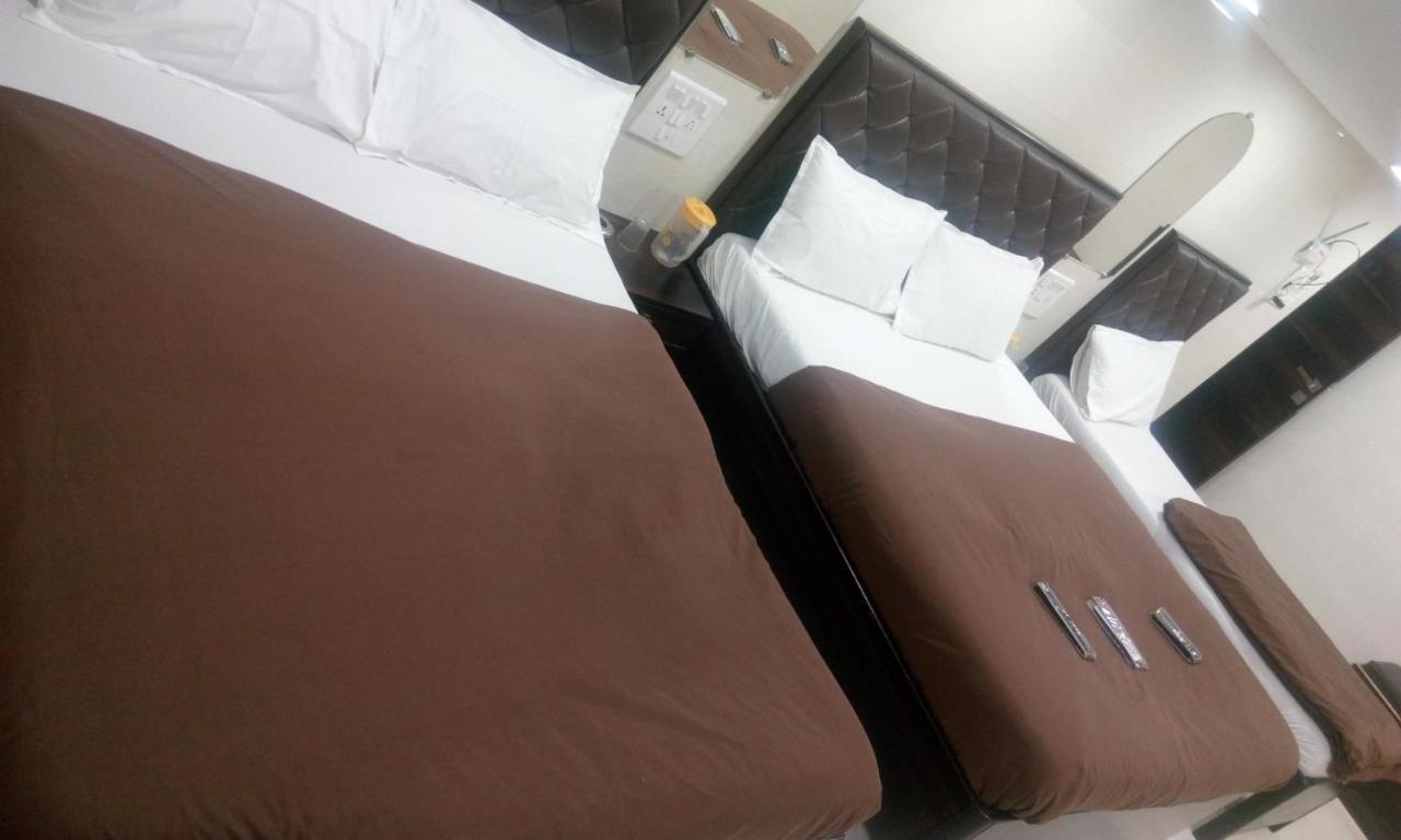 Hotel Qamar 孟买 外观 照片